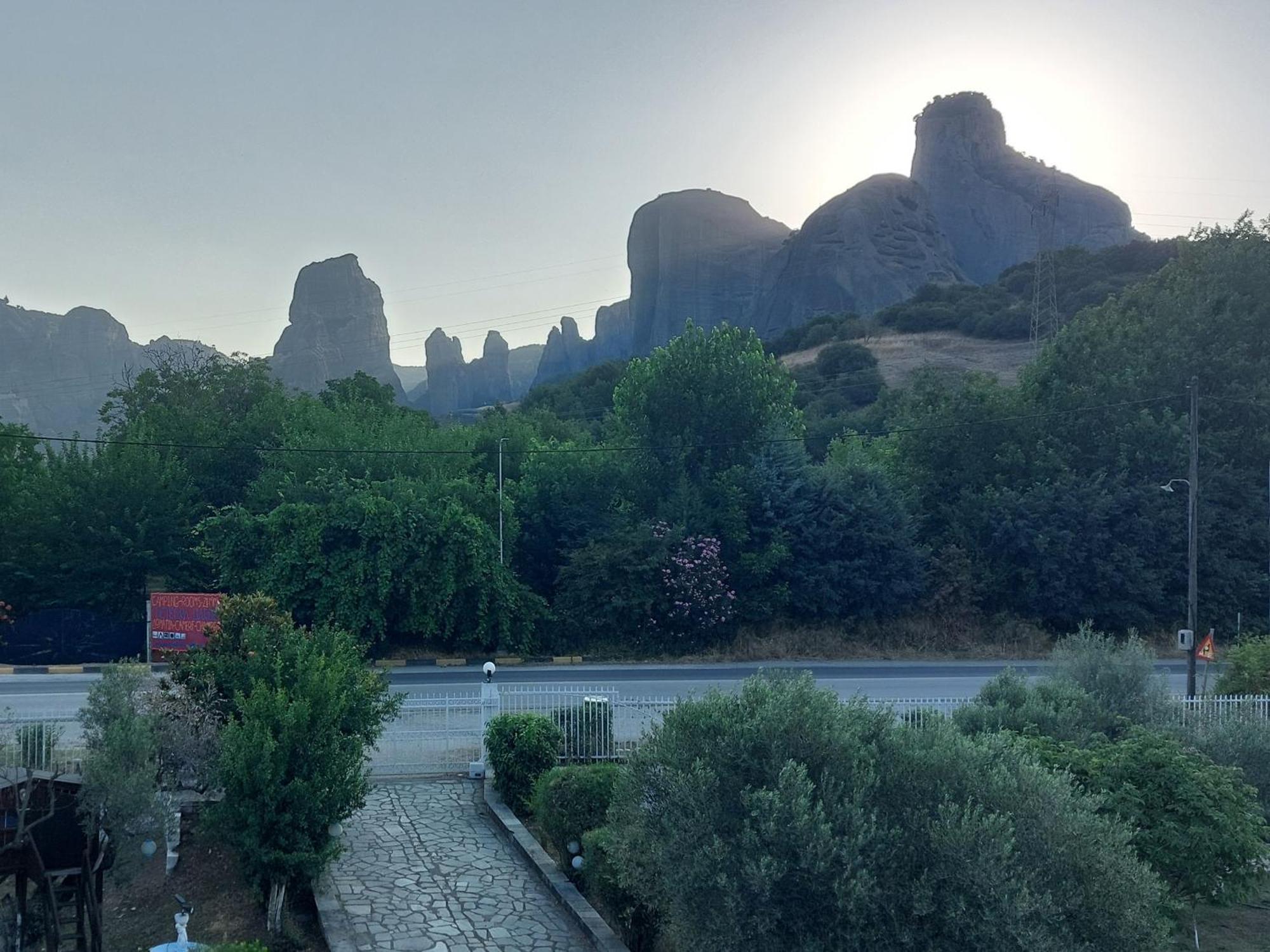 Pomegranate Tree House - Meteora ξενώνας Καλαμπάκα Εξωτερικό φωτογραφία