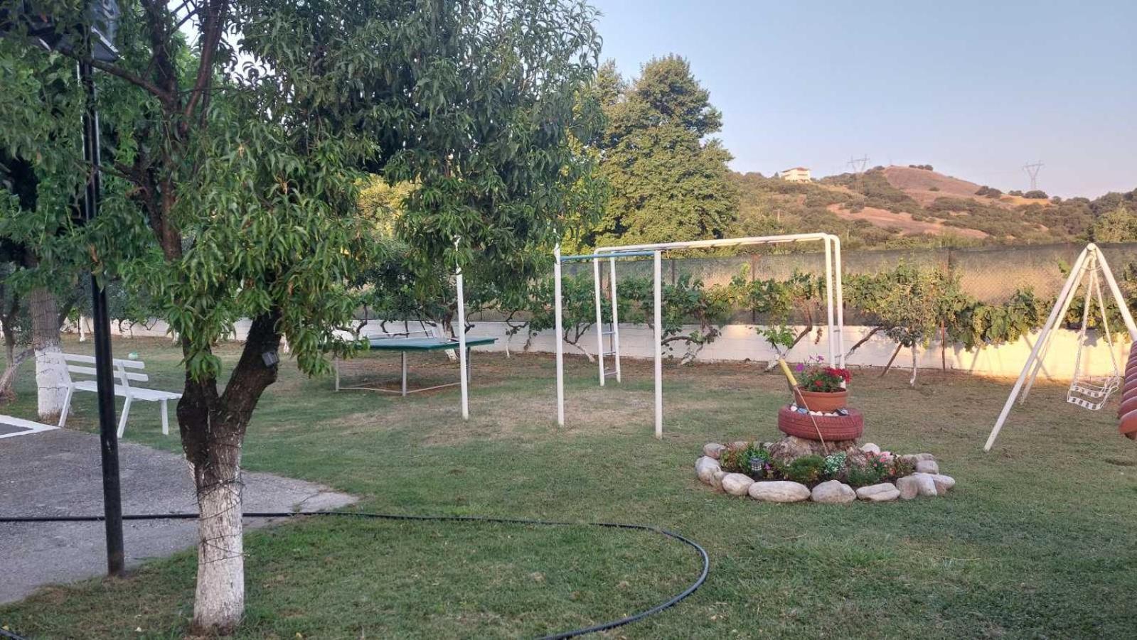 Pomegranate Tree House - Meteora ξενώνας Καλαμπάκα Εξωτερικό φωτογραφία