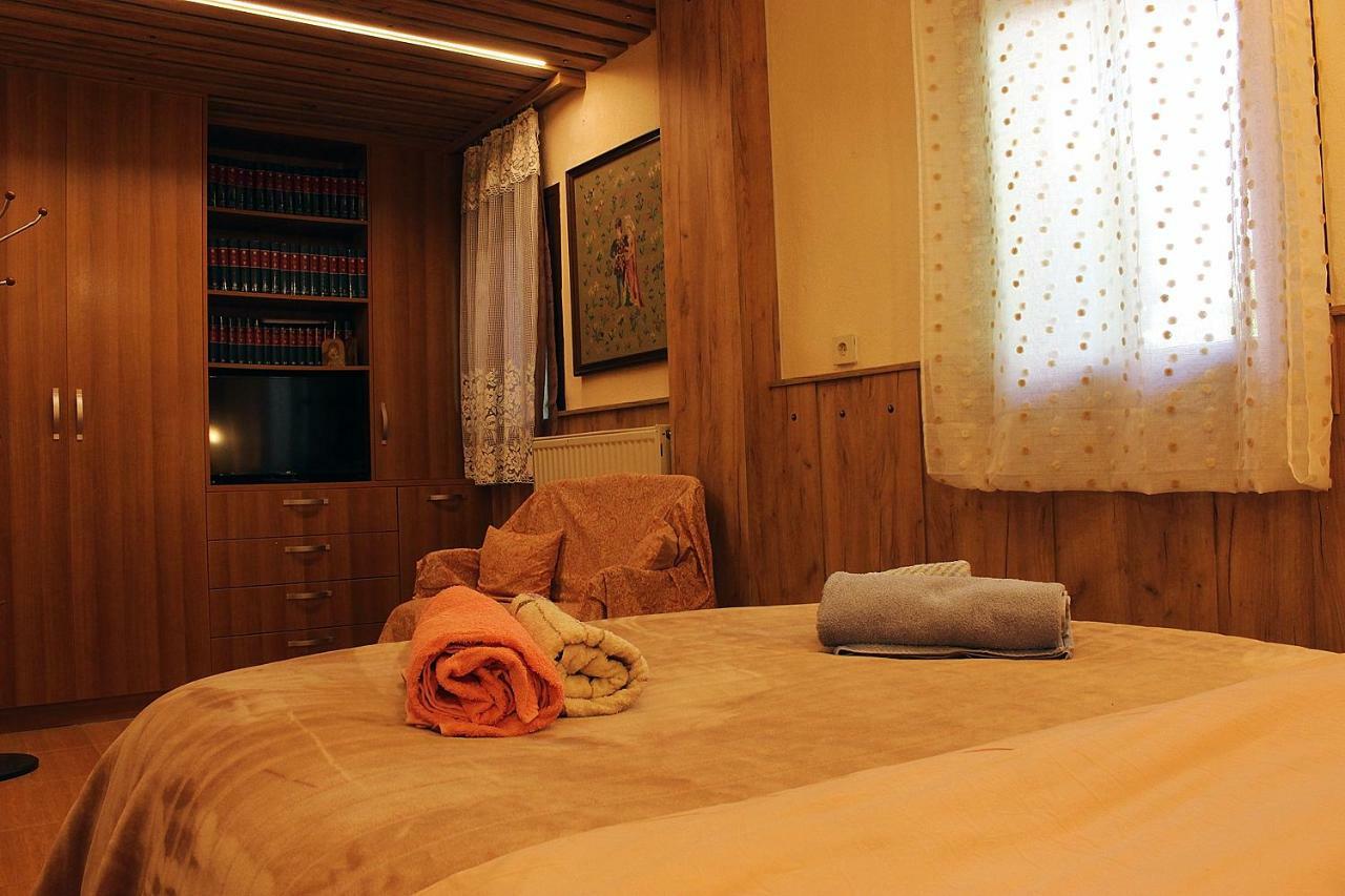Pomegranate Tree House - Meteora ξενώνας Καλαμπάκα Εξωτερικό φωτογραφία