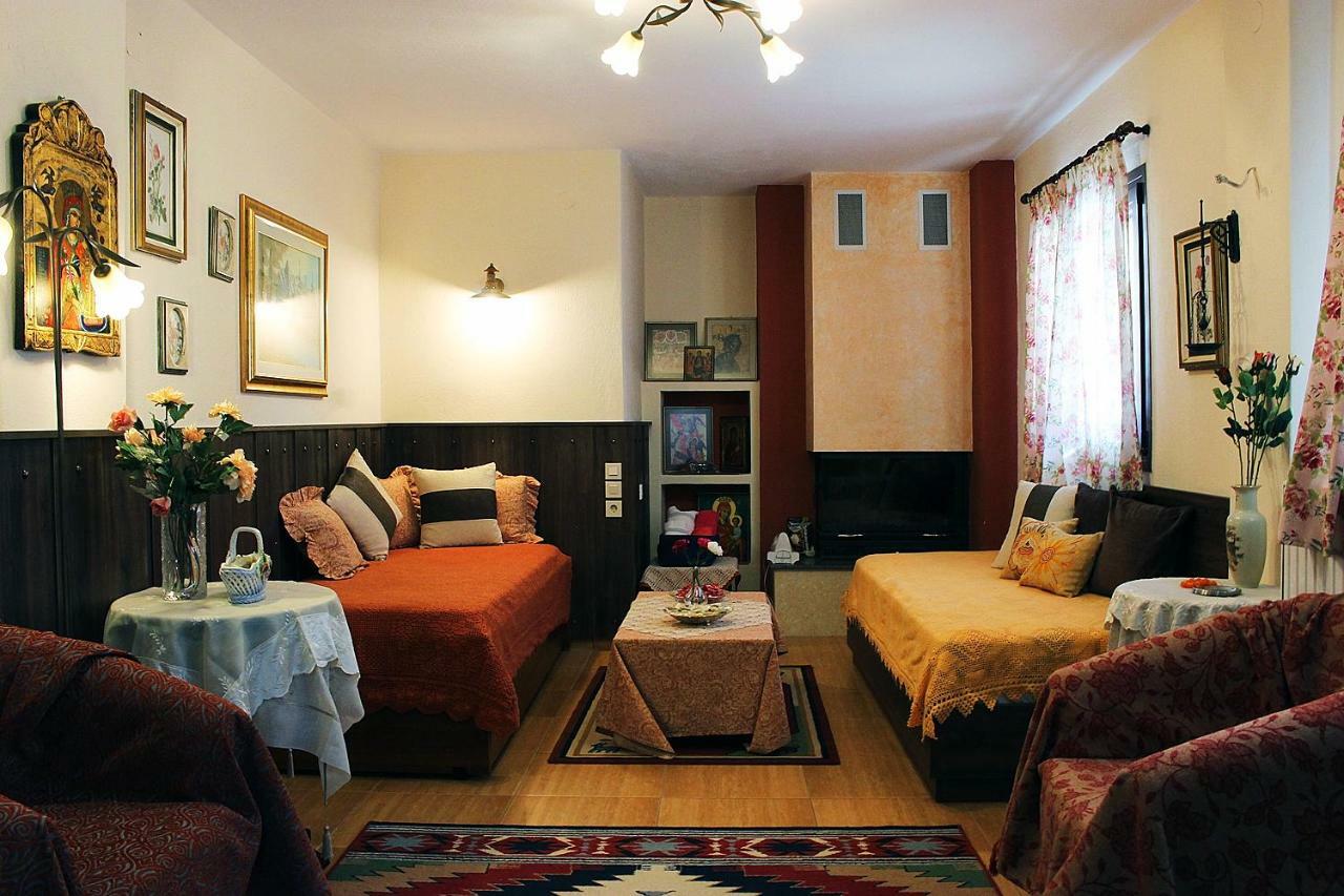 Pomegranate Tree House - Meteora ξενώνας Καλαμπάκα Εξωτερικό φωτογραφία